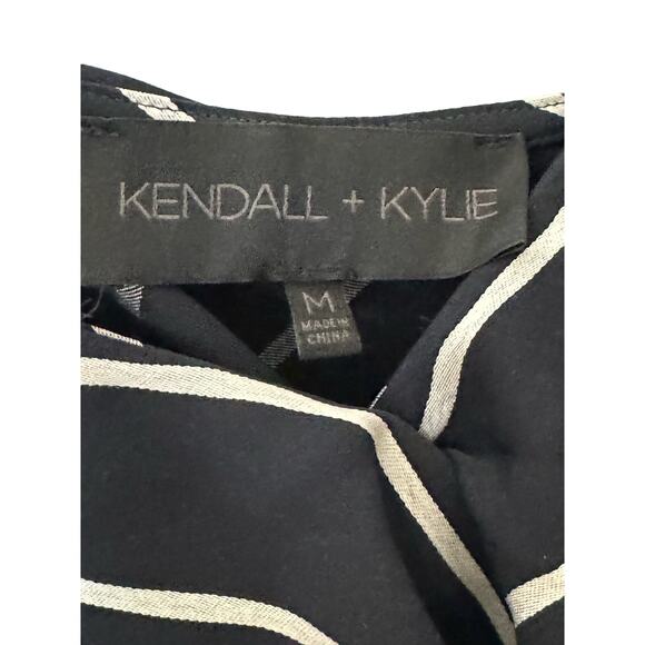 Kendall and Kylie Flowy Sundress New Size Medium - Picture 5 of 10